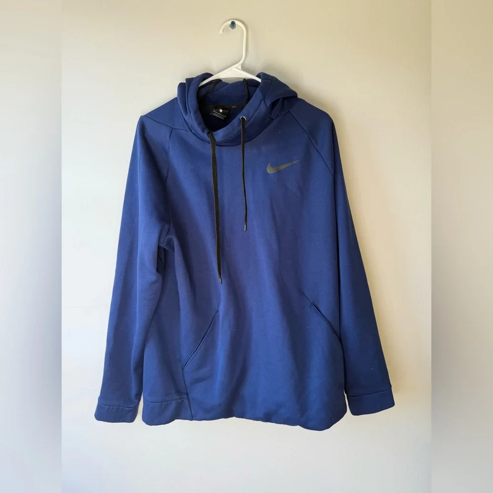 Nike DriFit Men’s hoodie size Large